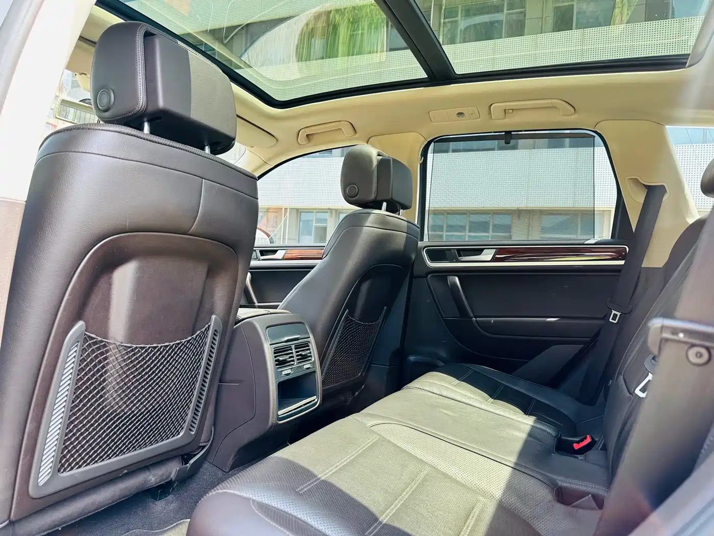 Volkswagen Touareg 2011 3.0TSI Comfort фото 8