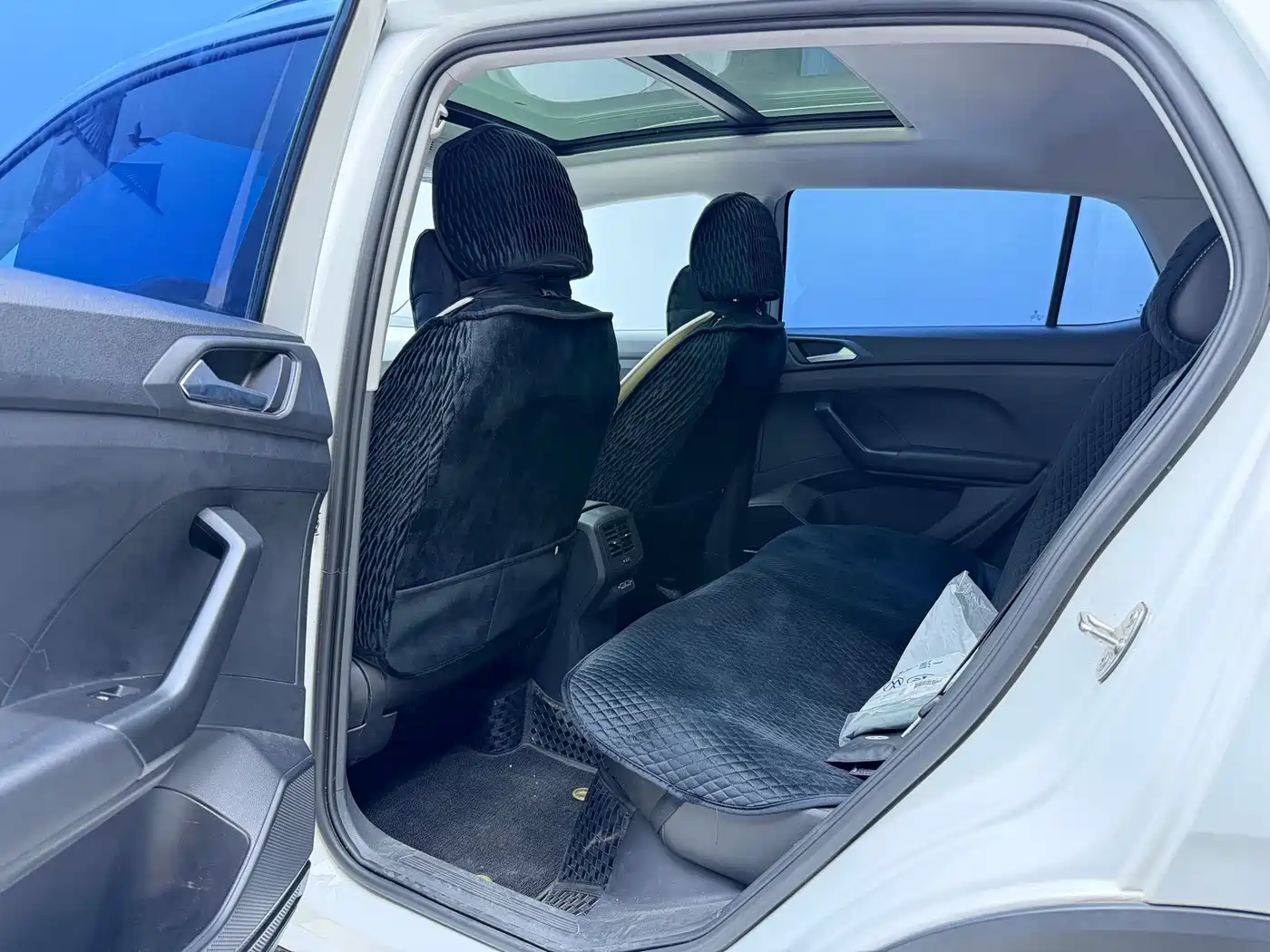 Volkswagen Tacqua 2022 2021 1.5L Automatic Smart Connect Edition