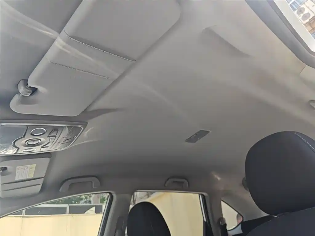 Haval M6 2021 PLUS 1.5T Manual Elite Smart Connect фото 19