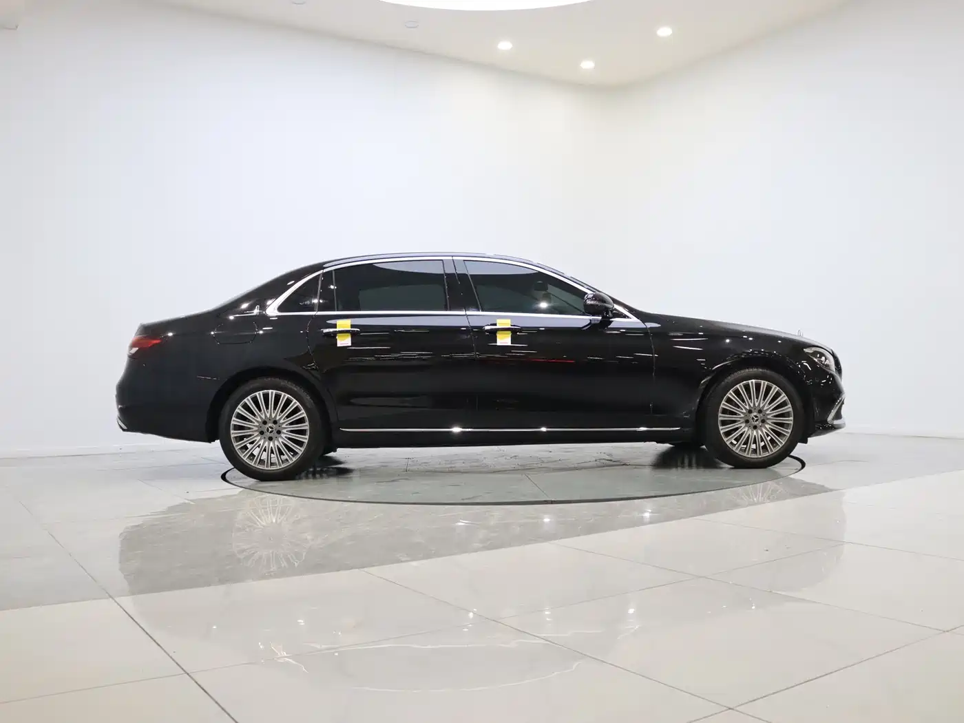Mercedes-Benz E-Class 2021 E 300 L Fashion фото 8
