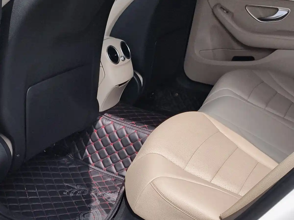 Mercedes-Benz C-Class 2015 C 180 L Sport фото 11