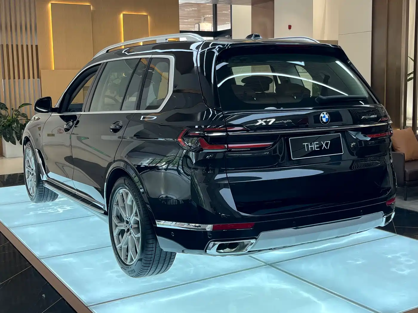 BMW X7 2025 xDrive40i Leading Luxury Package фото 10