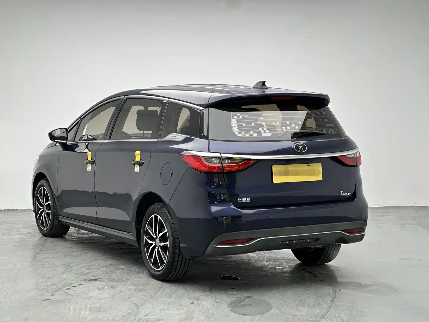 BYD Song MAX 2017 1.5T Auto Smart Luxury 7-Seater фото 4