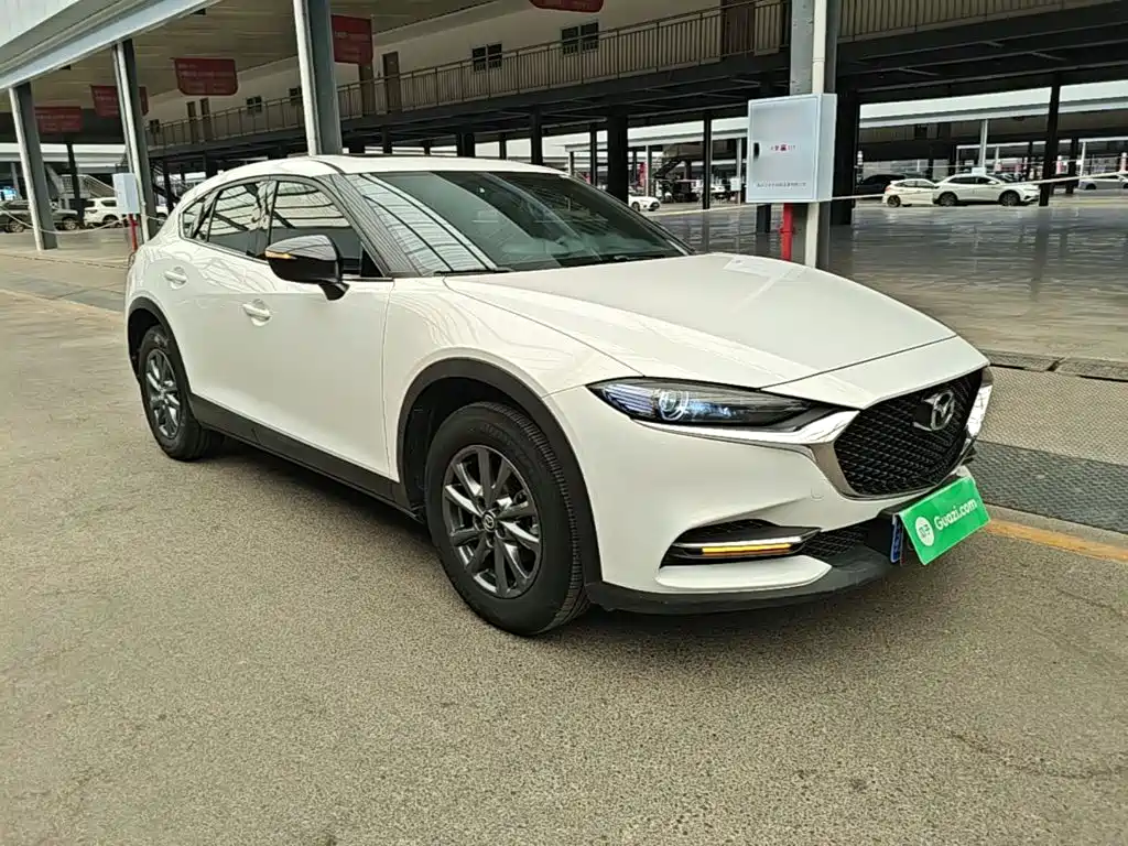 Фото 4 - Mazda CX-4