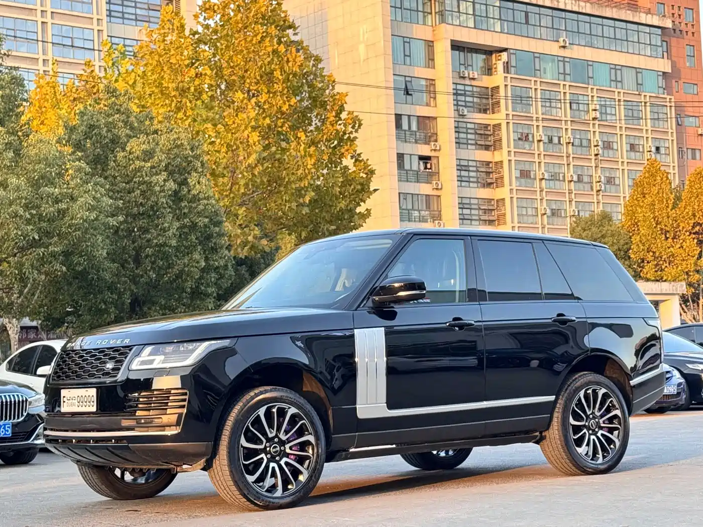 Land Rover Range Rover 2018 3.0 SC V6 Golden Age Edition