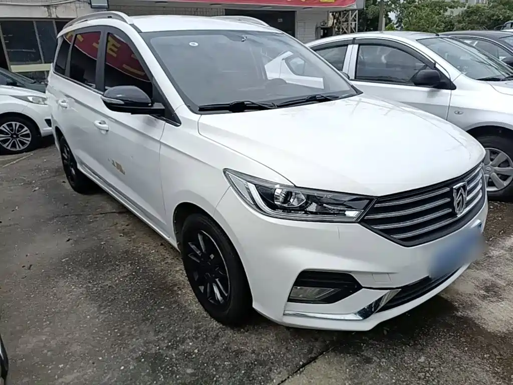 Baojun 360 2020 2019 1.5L CVT Elite (China VI)