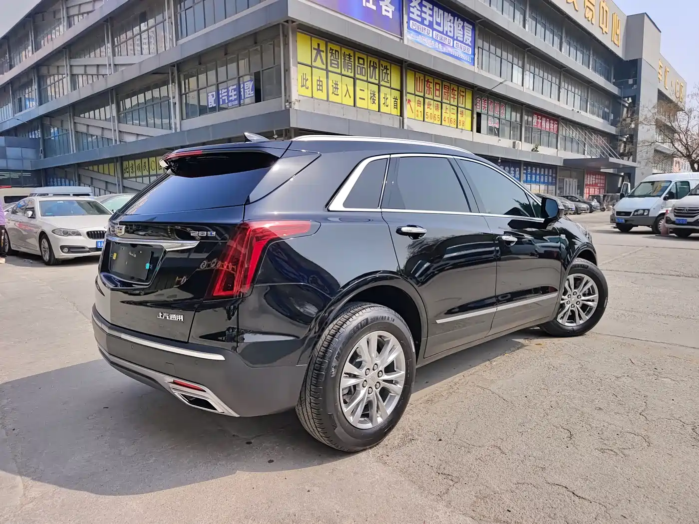 CADILLAC XT5