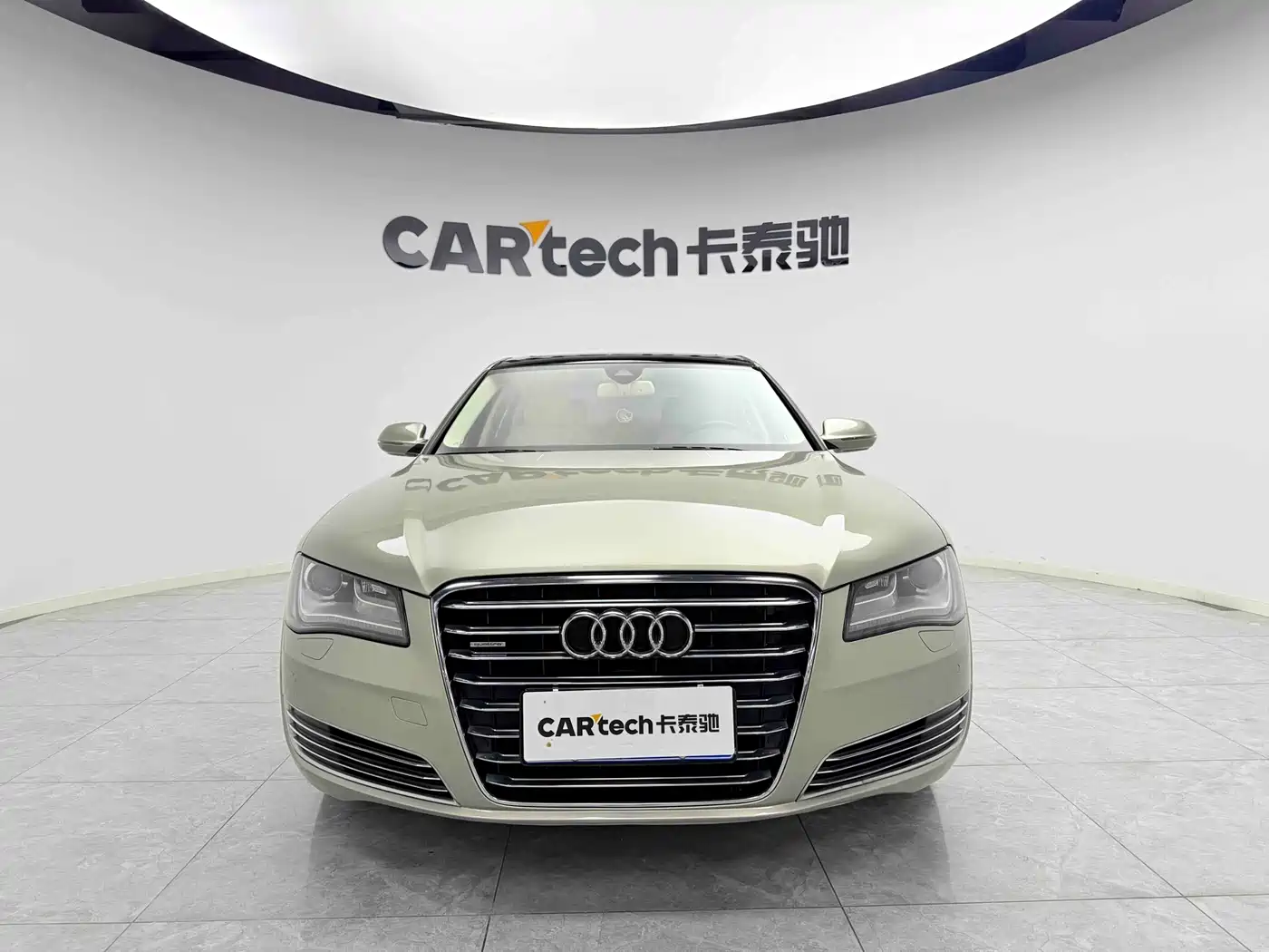 Audi A8 2013 A8L 45 TFSI quattro Comfort фото 2