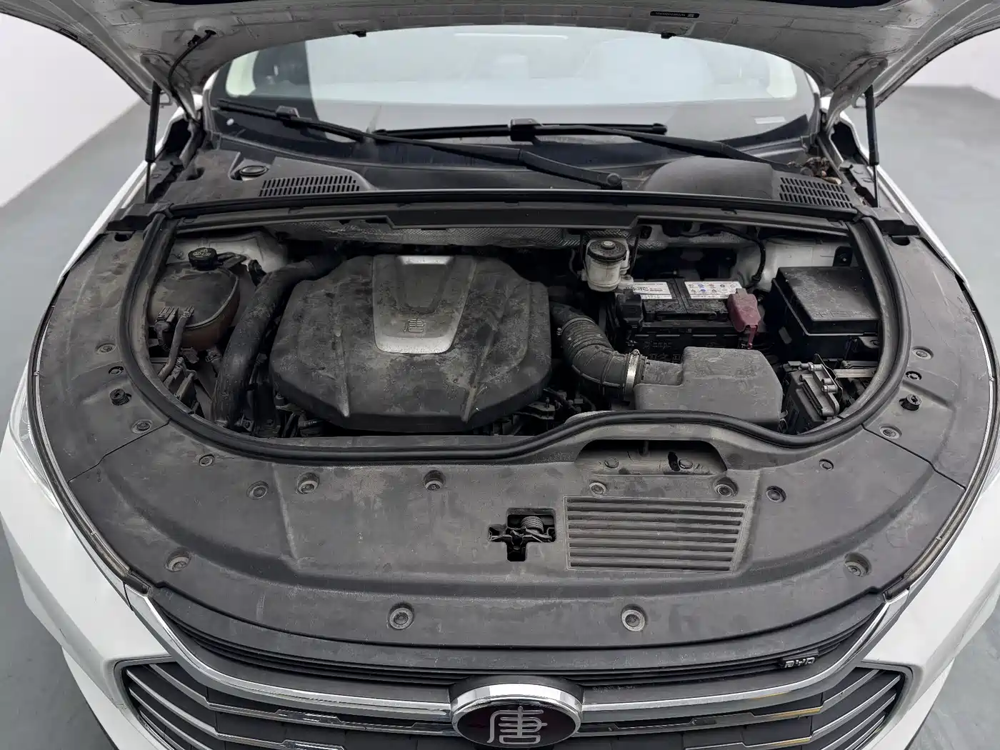 BYD Tang 2018 2.0T Automatic Smart Connection Honor Edition 7-Seater China V фото 10