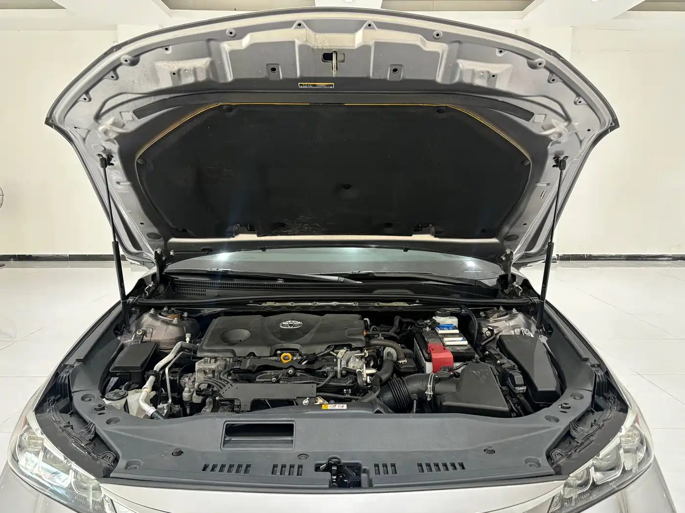 Toyota Avalon 2021 2.5L Touring Noble SPORT Edition фото 14