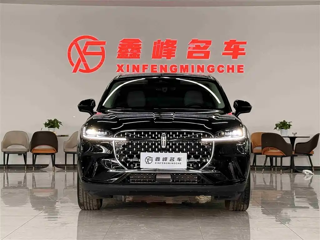 LINCOLN ADVENTURER