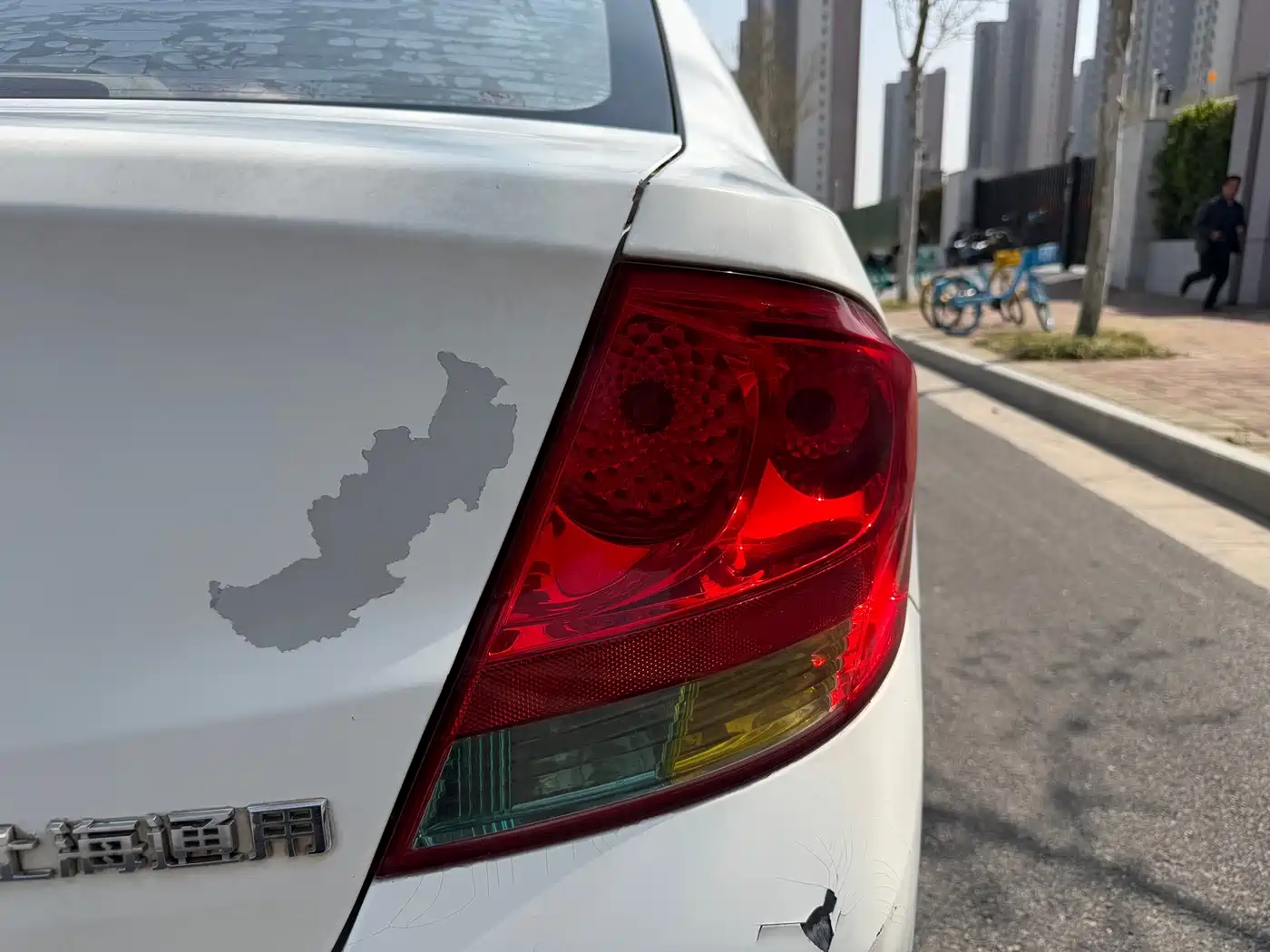 Chevrolet Sail 2013 Sedan 1.2L AMT Ideal Edition фото 17