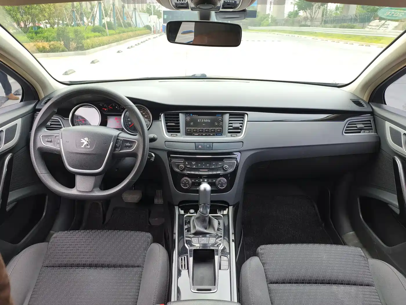 Peugeot 508 2015 1.6THP Auto Comfort Edition фото 10