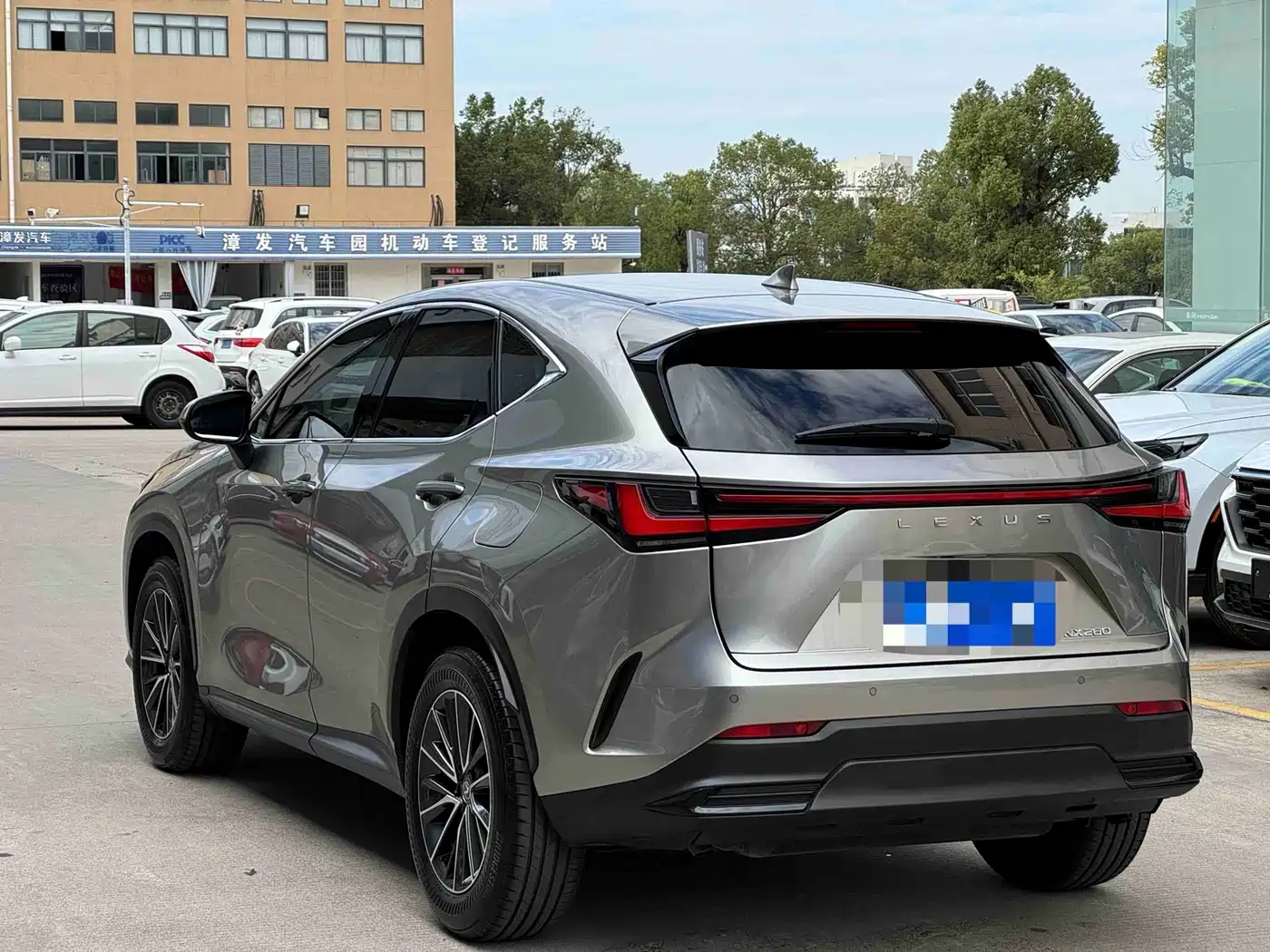 LEXUS NX