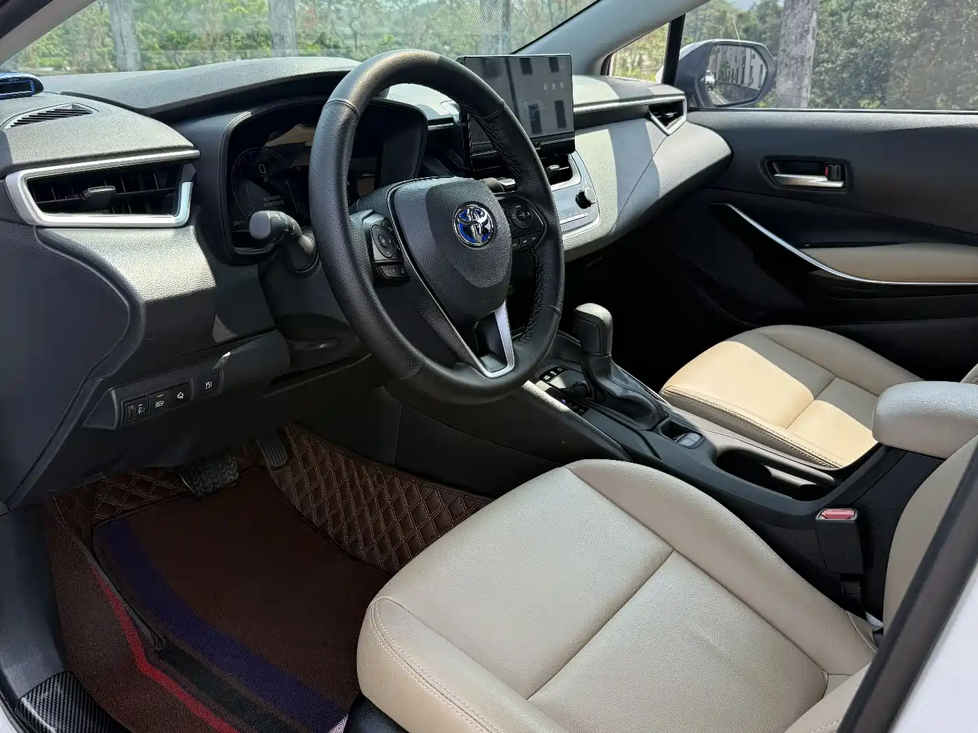 Toyota Corolla 2024 Model 1.8L Smart Hybrid Pioneer Edition фото 4