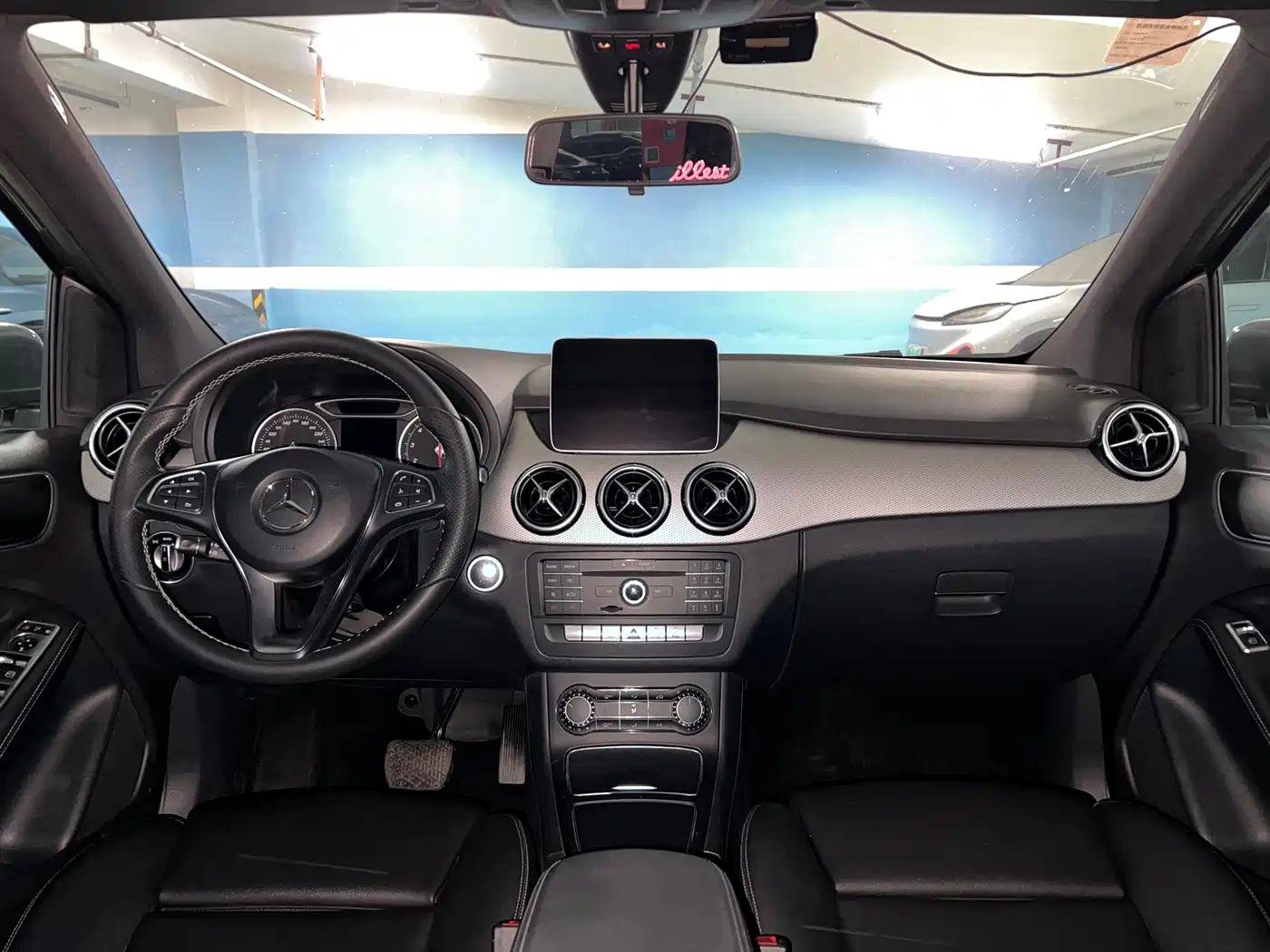 Mercedes-Benz B-Class 2017 B 200 Dynamic фото 10