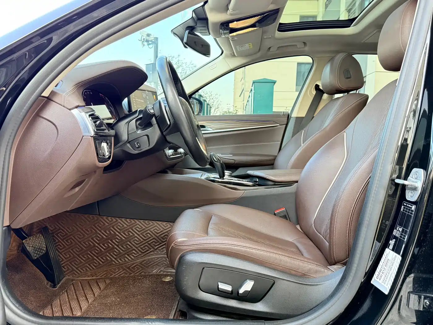 BMW 5 Series 2021 530Li Leading Luxury Package фото 4