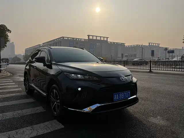 Toyota Venza 2023 2.0L CVT FWD Luxury