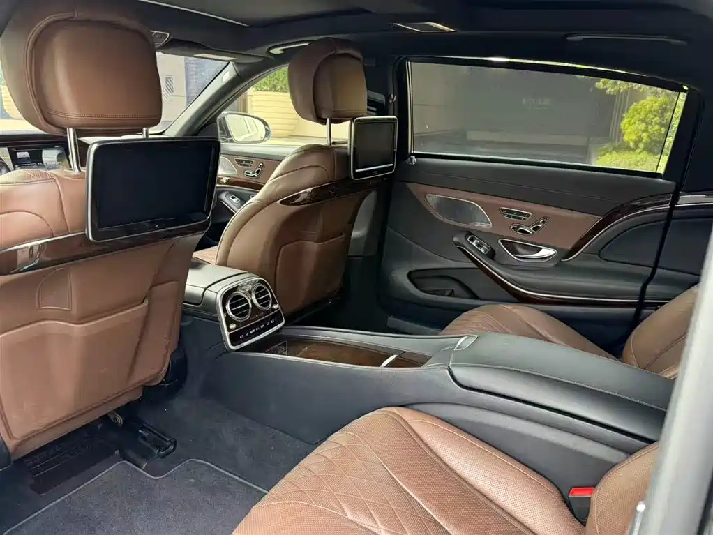 Mercedes-Benz Maybach S-Class 2015 S 500 4MATIC фото 13