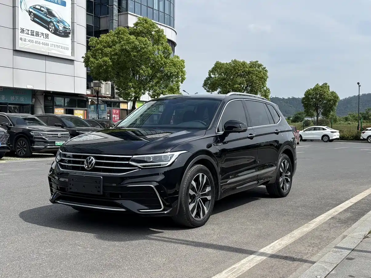 Volkswagen Tiguan L 2024 330TSI Automatic 2WD R-Line Premium Enjoyment Edition