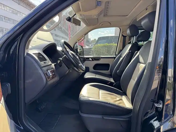 Volkswagen Multivan 2015 2014 2.0TSI AWD Executive