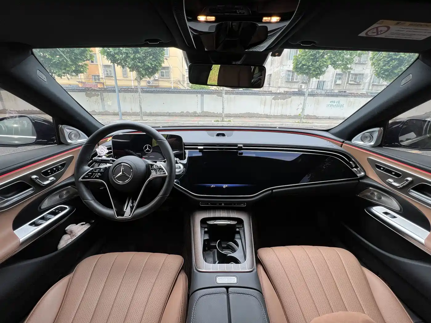 Mercedes-Benz E-Class 2024 Model E 300 L Luxury фото 9