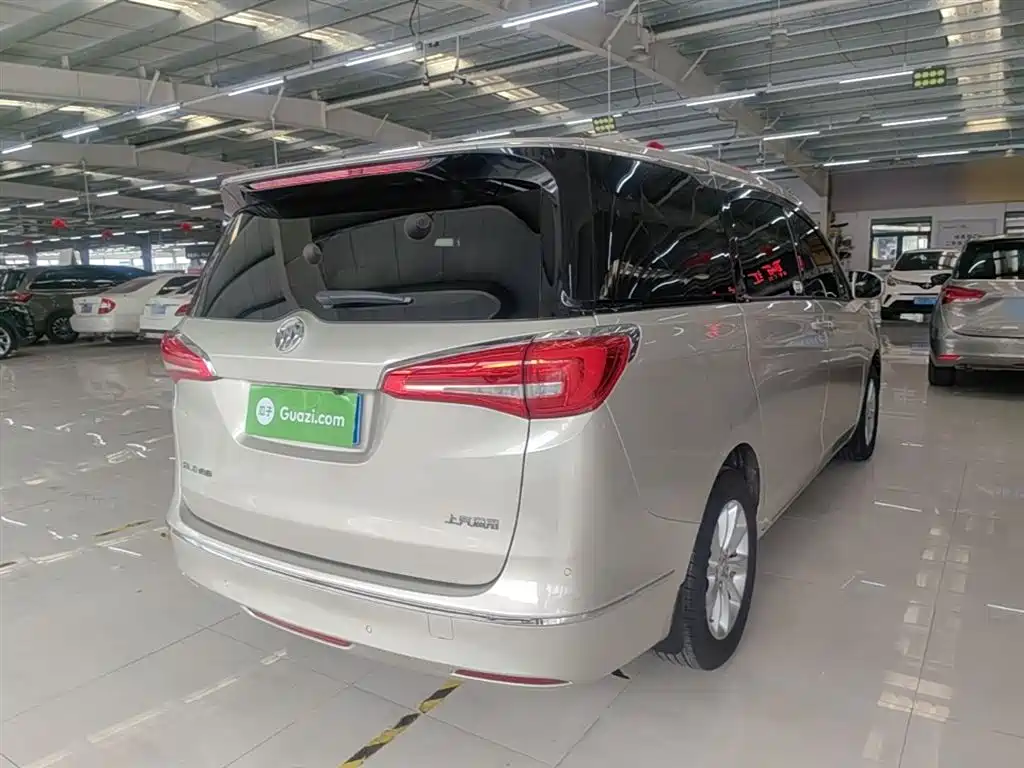 Buick GL8 2017 ES 28T Comfort Type China V фото 7