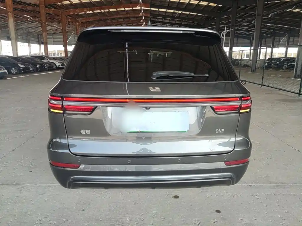 Фото 6 - Li Auto Li ONE