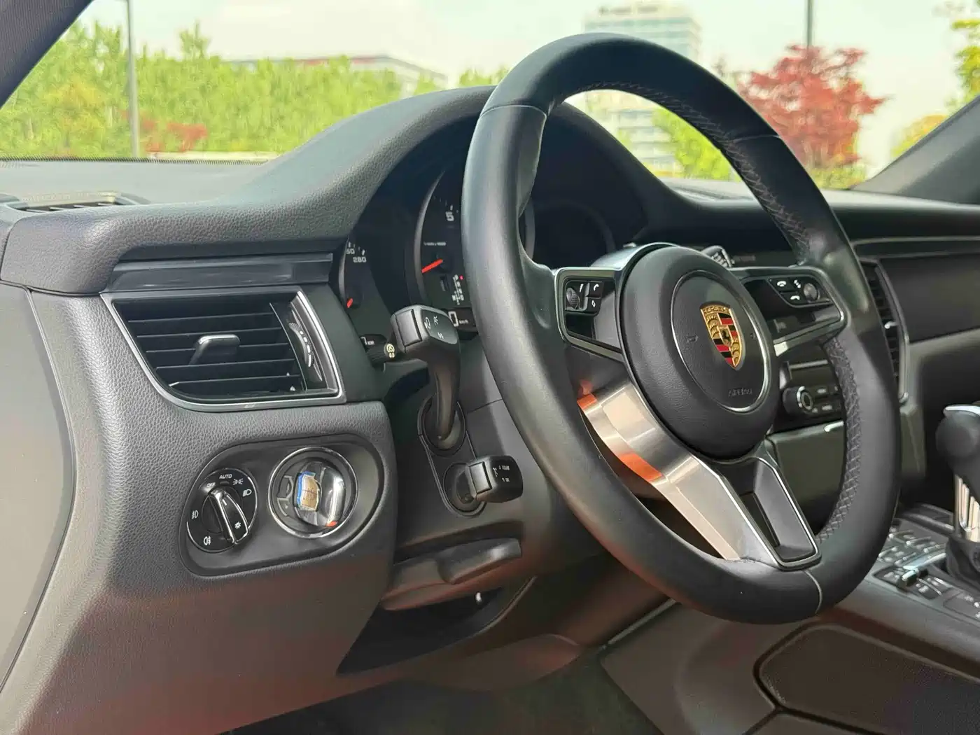 Porsche Macan 2017 Macan 2.0T фото 3