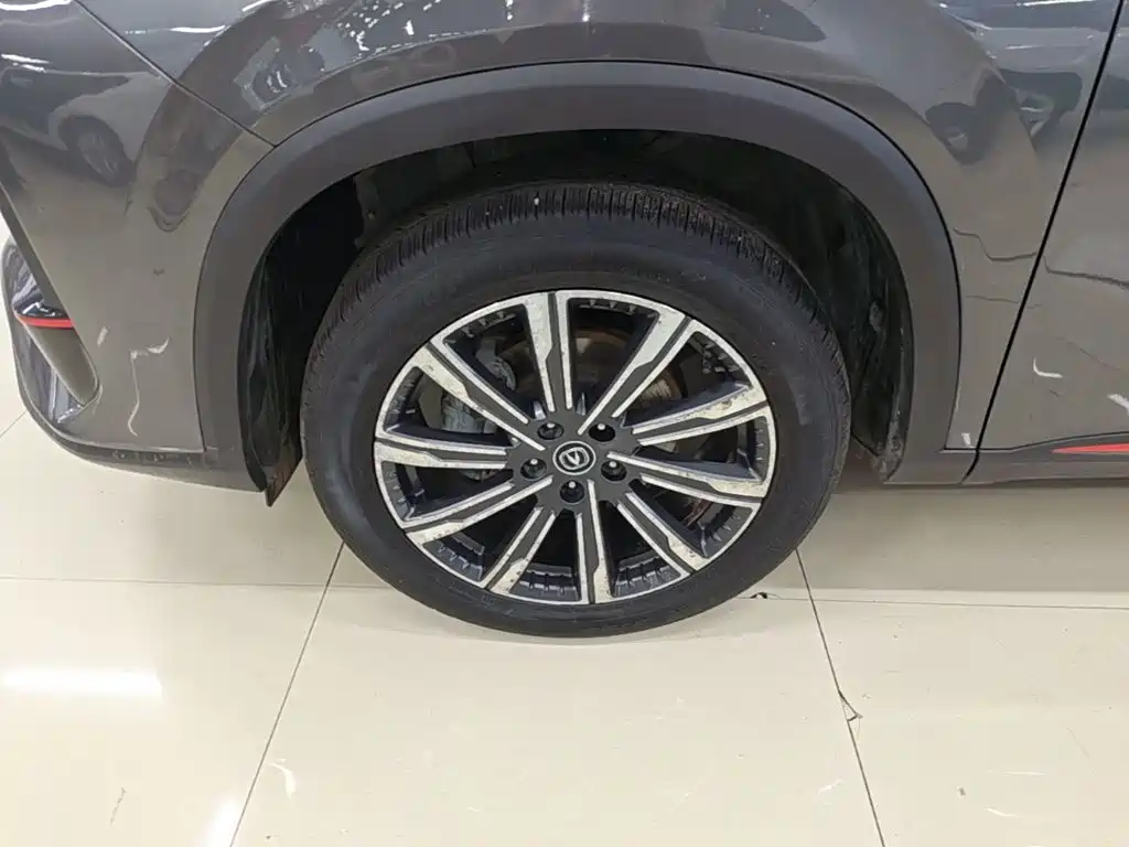 Фото 23 - Changan CS75 PLUS