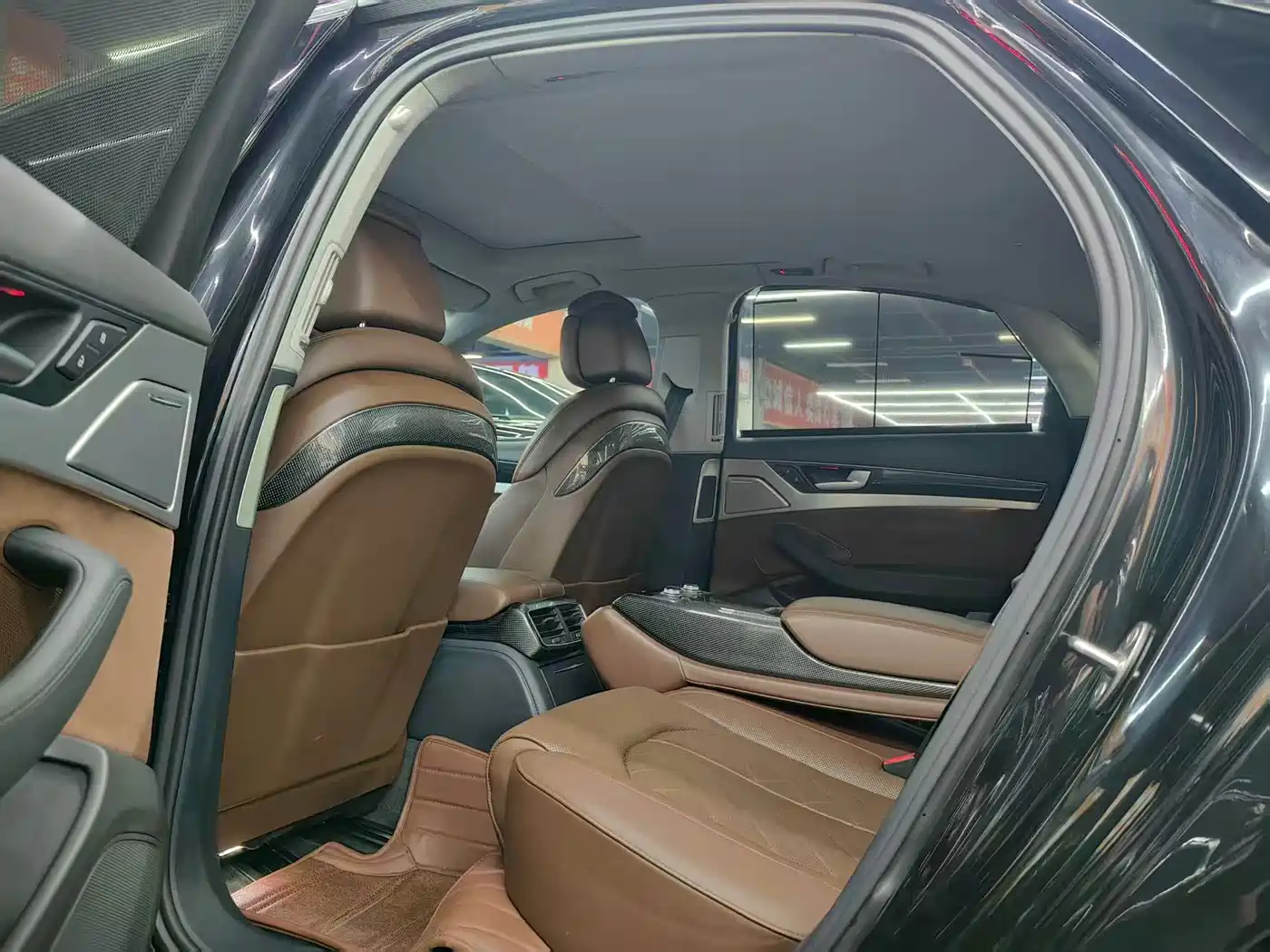 Audi S8 2014 S8 4.0TFSI quattro фото 12