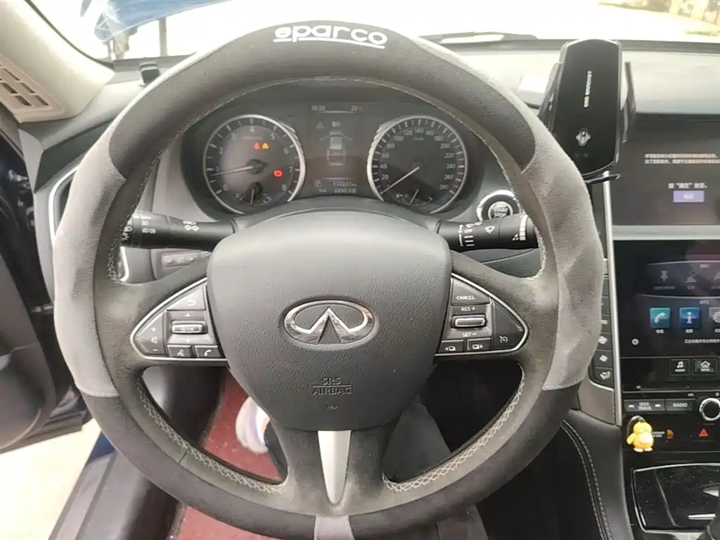 Фото 11 - Infiniti Q50L