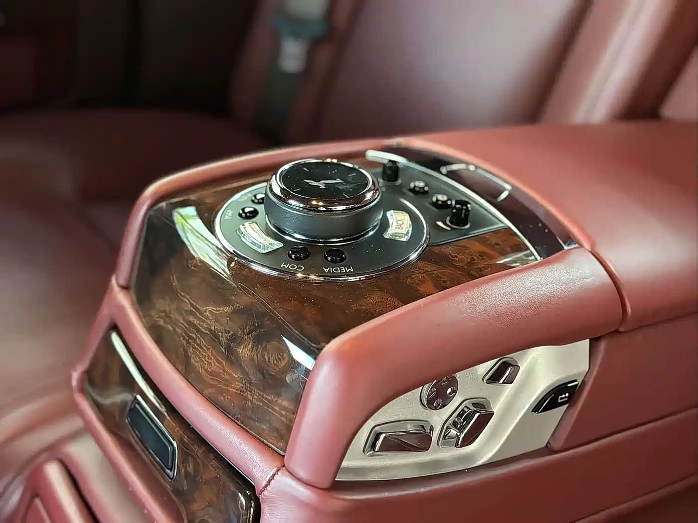 Rolls-Royce Ghost 2019 2018 6.6T Long Wheelbase Edition