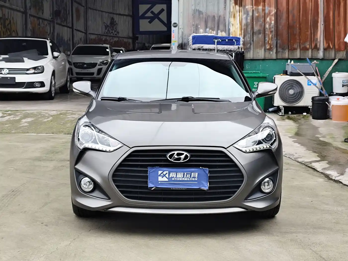Hyundai Veloster 2012 1.6T Manual Comfort фото 2