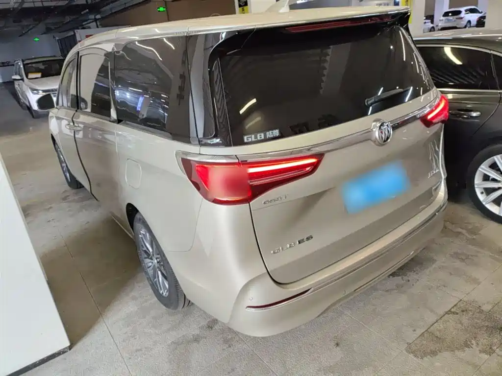 Buick GL8 2021 ES Landlord 653T Comfort фото 23