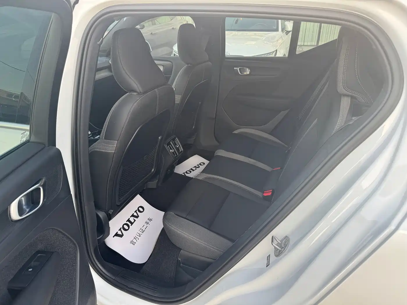 Volvo XC40 2024 2024 B3 Smart Elite Luxury Edition
