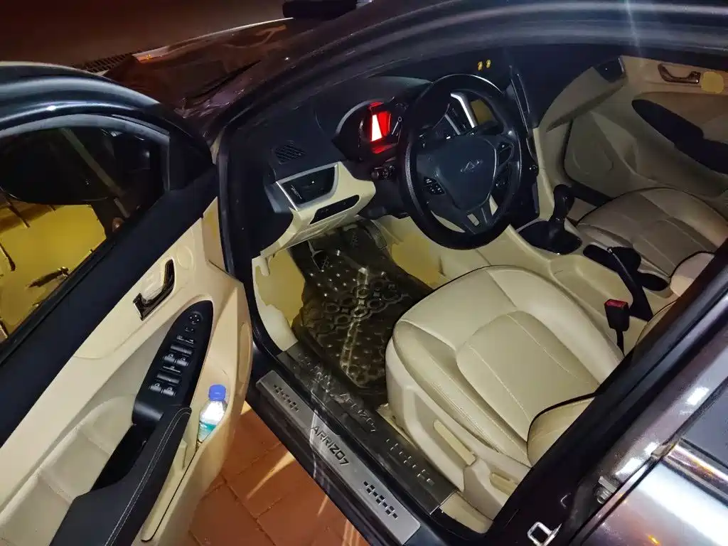 Chery Arrizo 7 2015 2015 1.6L Manual Zhixiang Edition