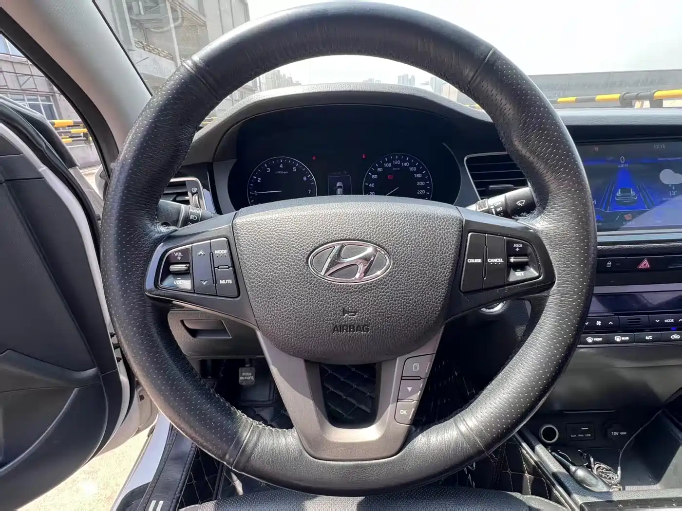 Hyundai Mistra 2014 1.8L Auto Smart GLS фото 10