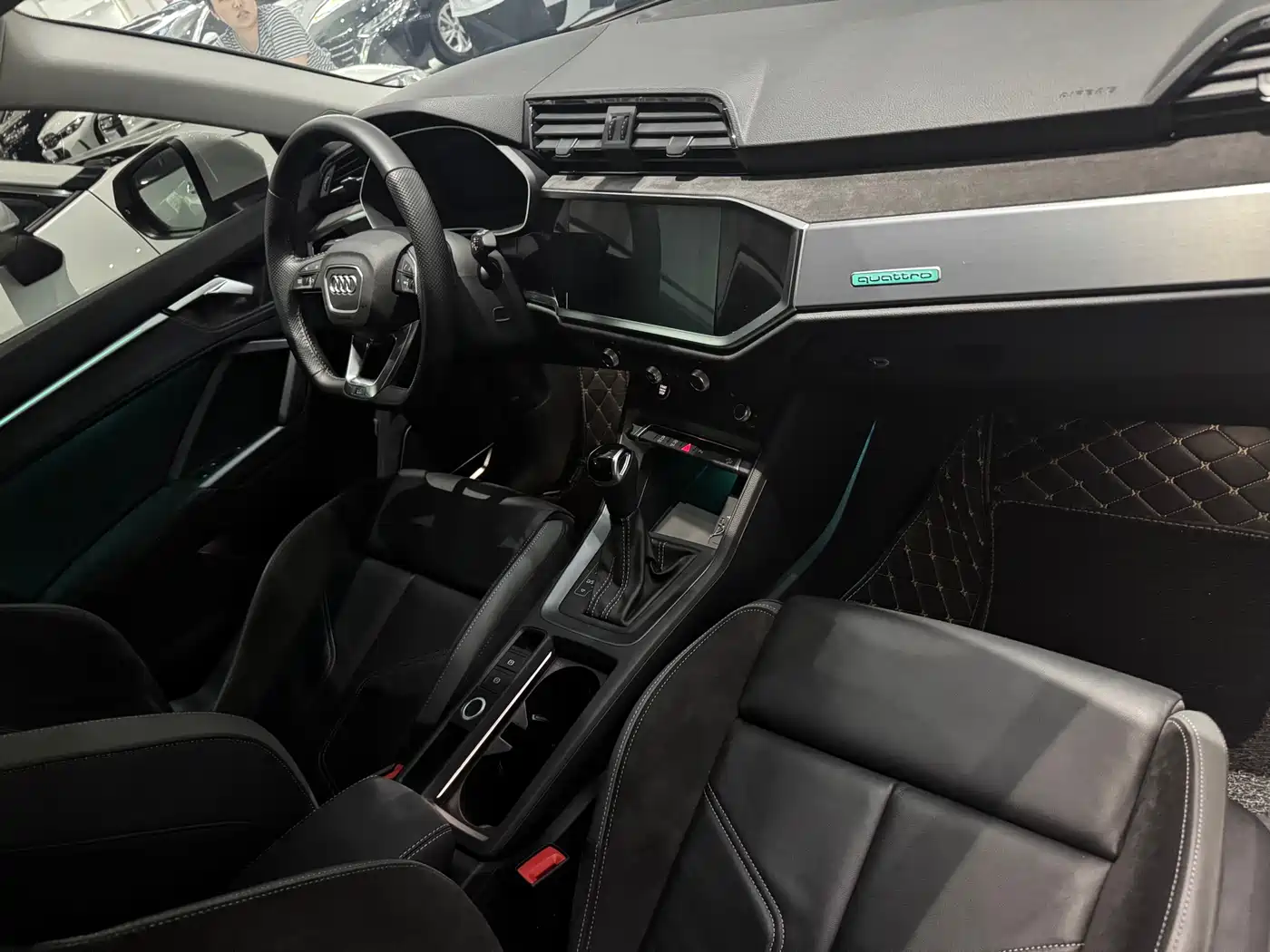 Audi Q3 Sportback 2020 45 TFSI quattro Custom Premium Edition фото 12