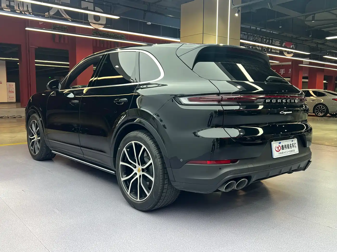 PORSCHE CAYENNE