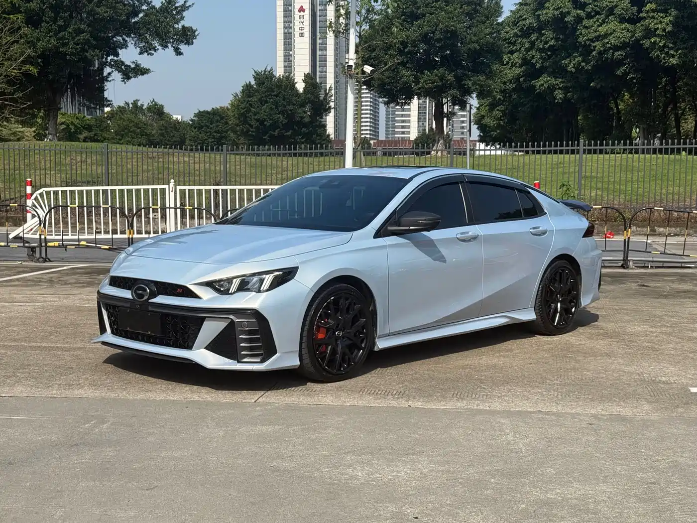 GAC Trumpchi Trumpchi Emkoo 2024 Model 400T Auto Shadow Leopard R PRO Edition