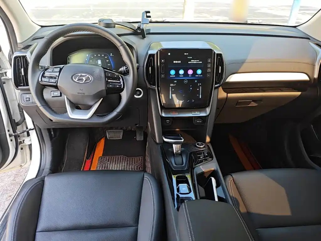 Hyundai Beijing Hyundai ix35 2023 2021 2.0L Automatic 2WD GLS Leading Edition