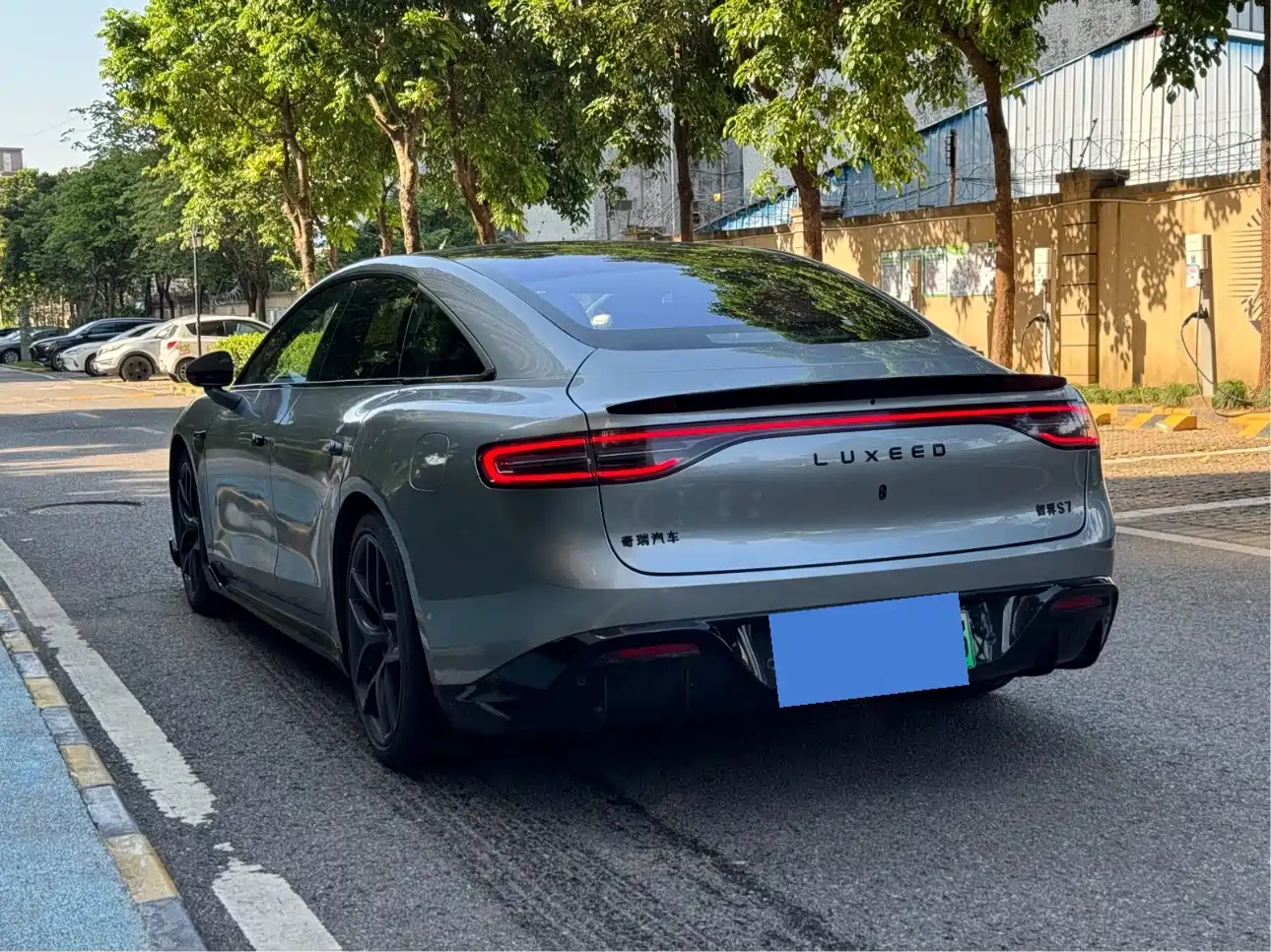 Zhijie S7 2026 2025 703km Ultra Sport Edition