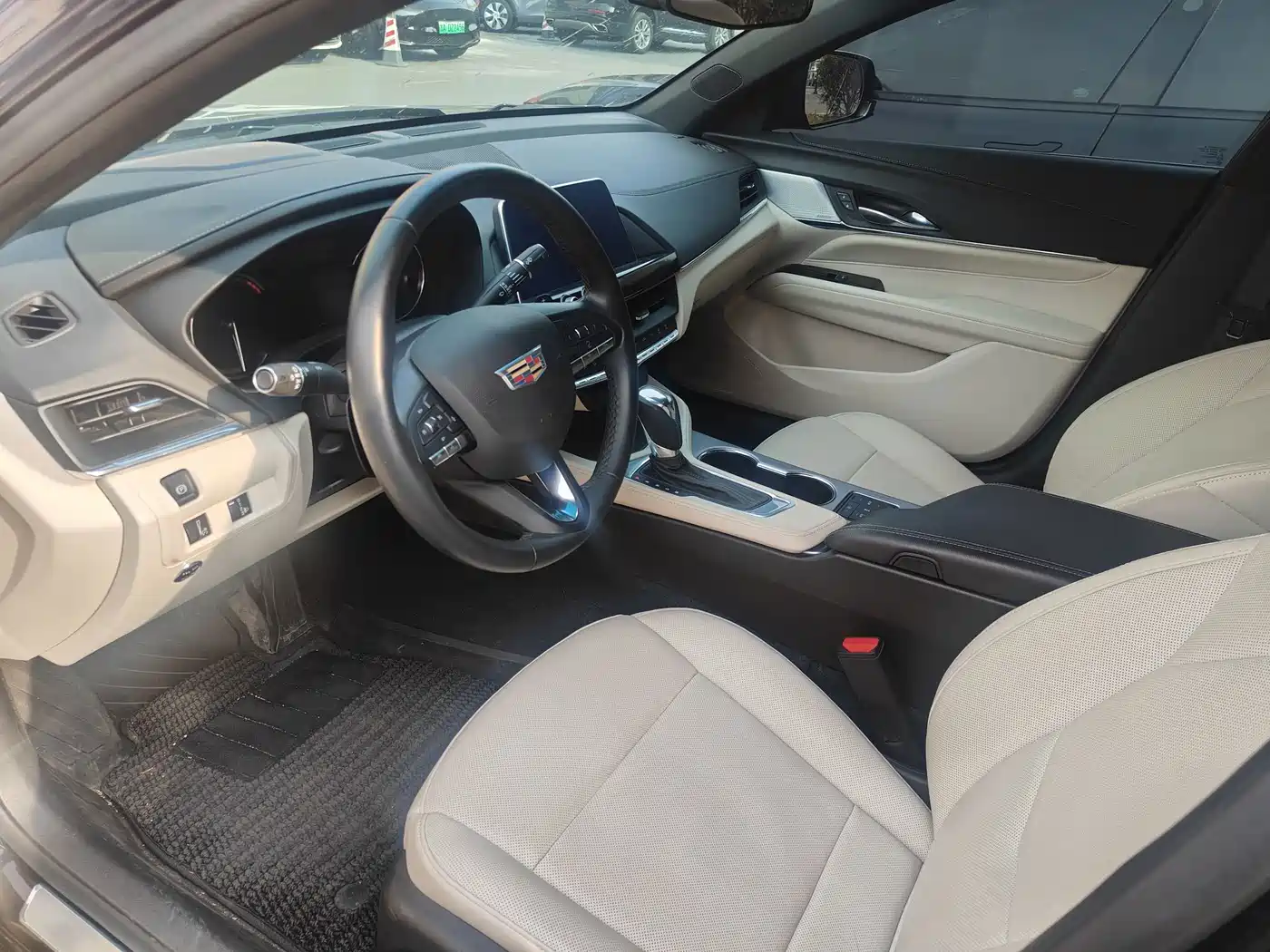 Cadillac CT4 2023 2023 25T Luxury Model