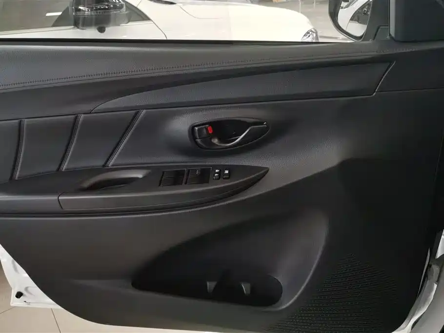 Toyota Vios FS 2019 1.5L CVT Fengchi Edition фото 7