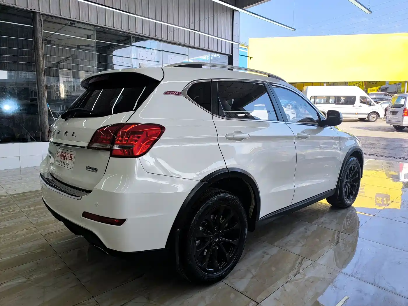 Haval H2 2017 Red Label 1.5T Automatic 2WD Luxury фото 11