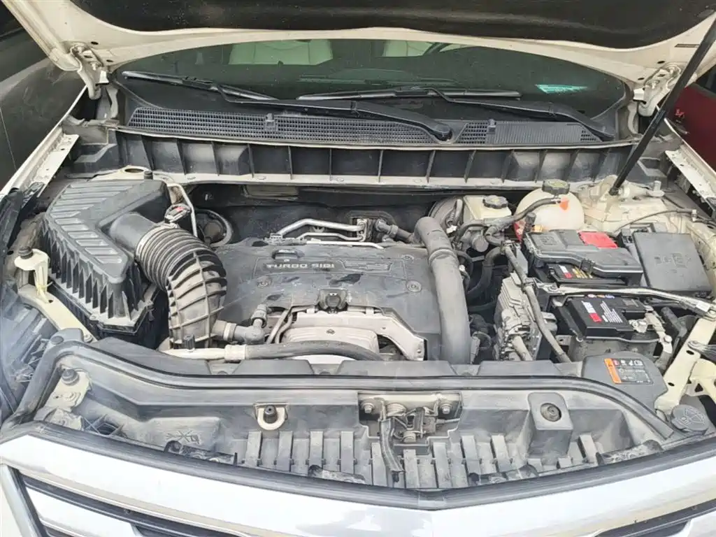Cadillac XT5 2016 28T AWD Technology Model фото 20