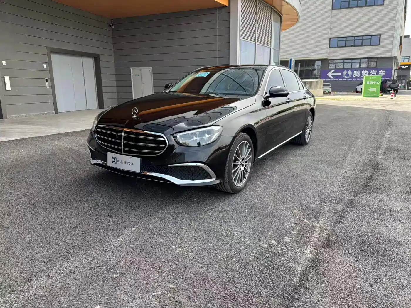 Mercedes-Benz E-Class 2022 E 260 L фото 8