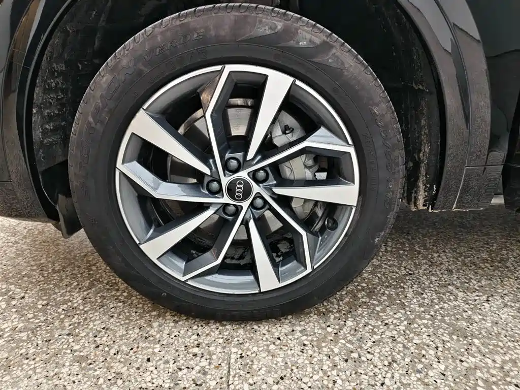 Audi Q5L 2023 40T Luxury Dynamic фото 17