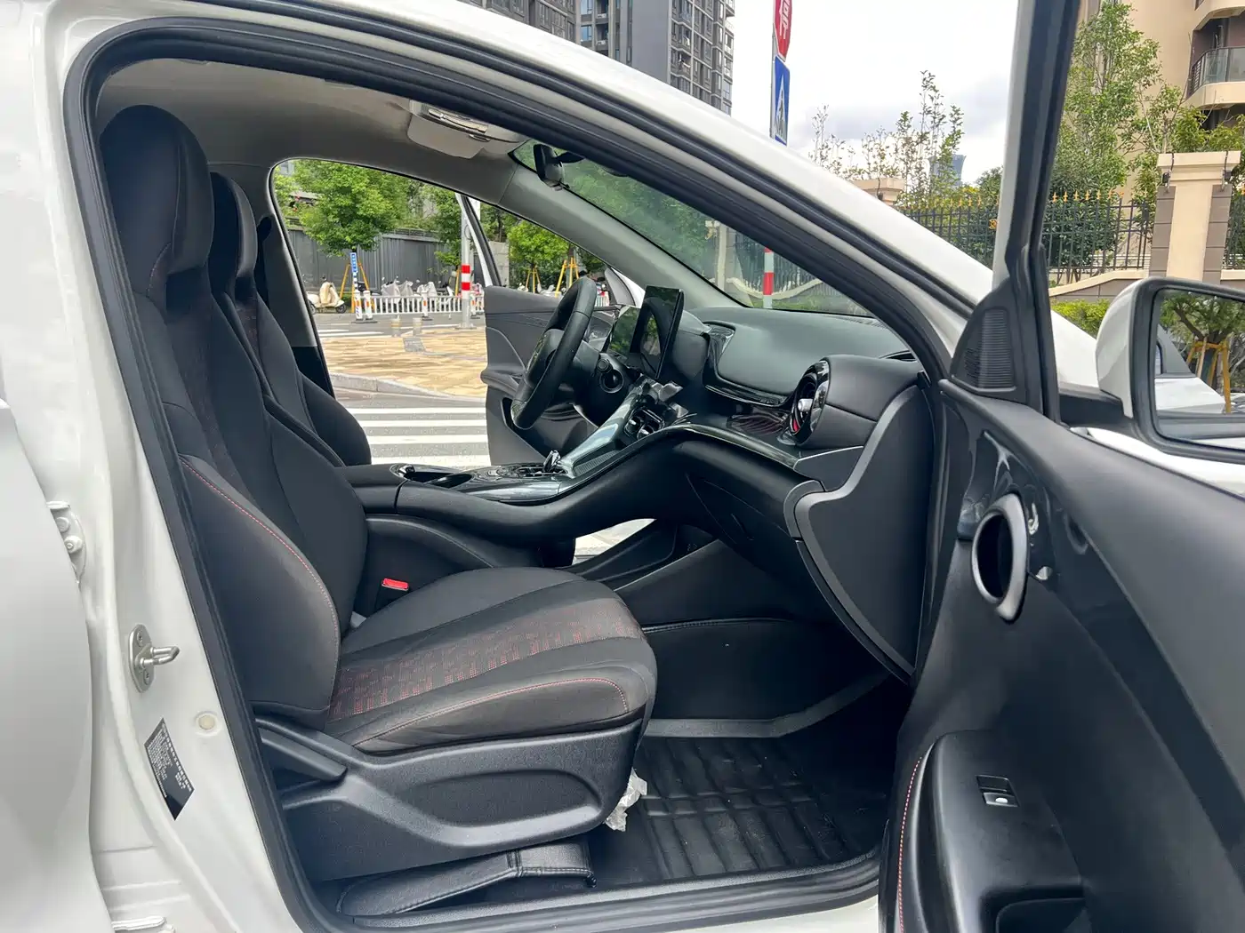 BYD e2 2023 2023 Luxury Model